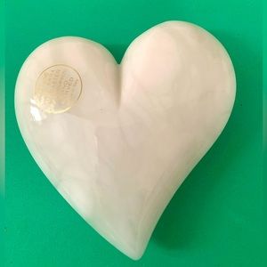 volterra alabaster paperweight heart white NWT